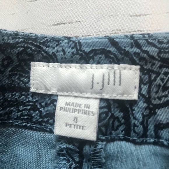 J. Jill Paisley Ankle Pants. Size 4 Petite - Picture 3 of 6